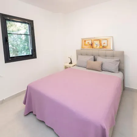 Pleasant With Garden In The Heart Of