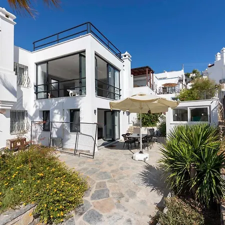 Pleasant With Garden In The Heart Of Lejlighed Bodrum