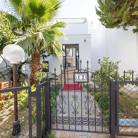 Pleasant With Garden In The Heart Of * Bodrum