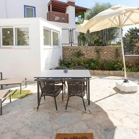 Pleasant With Garden In The Heart Of