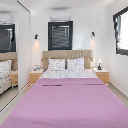 Pleasant With Garden In The Heart Of Bodrum